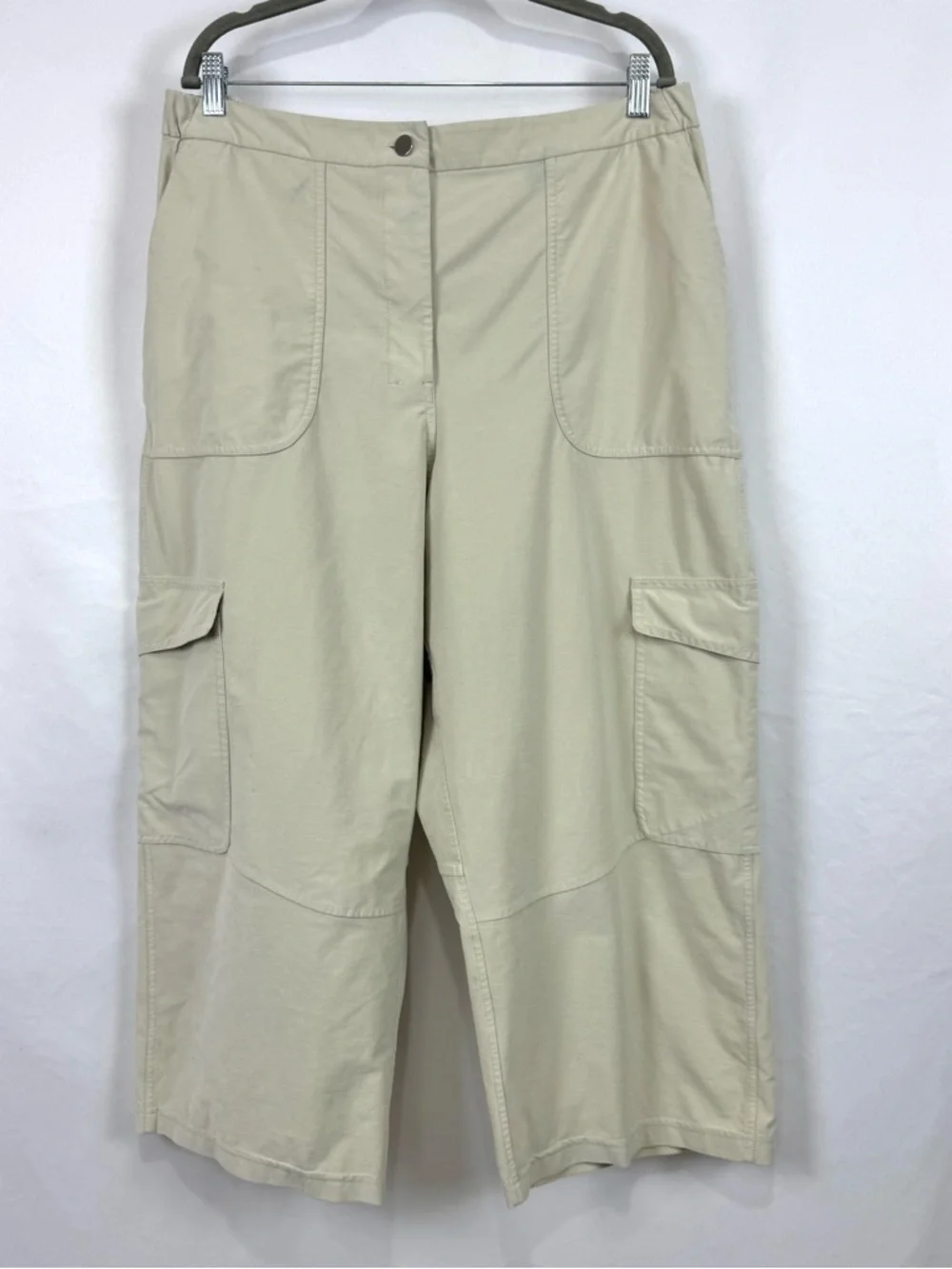 Lululemon Light Utilitech Cargo Pocket High-Rise Crop Natural Ivory Womens Sz 33